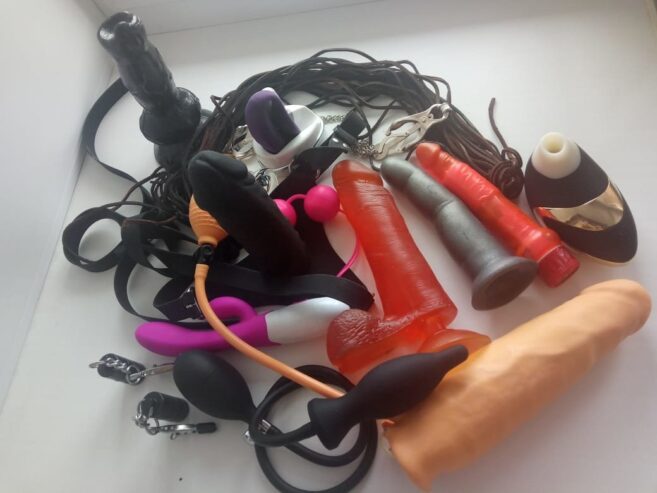 MISTRESS, POPPERS, MASSAGE , TOYS,