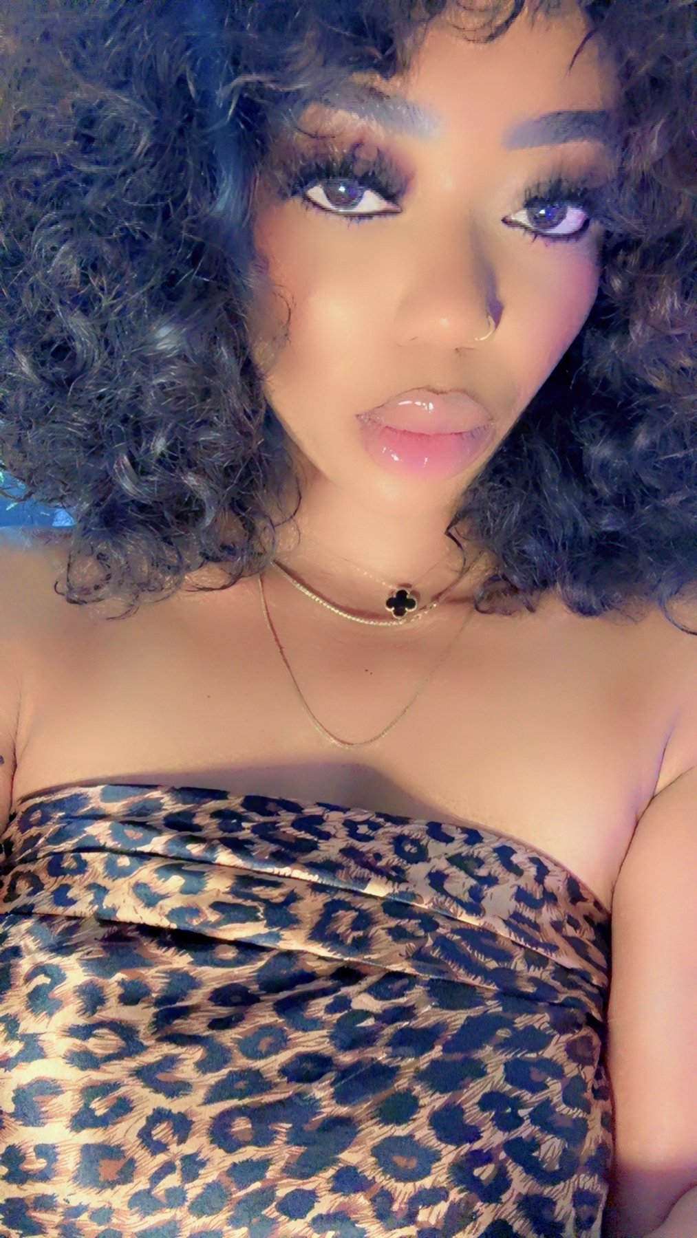 Ellen Squirter & Deepthroater