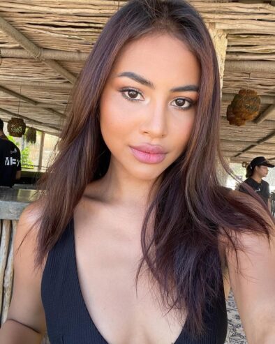 Elysia   From Thailand in Dubai Now