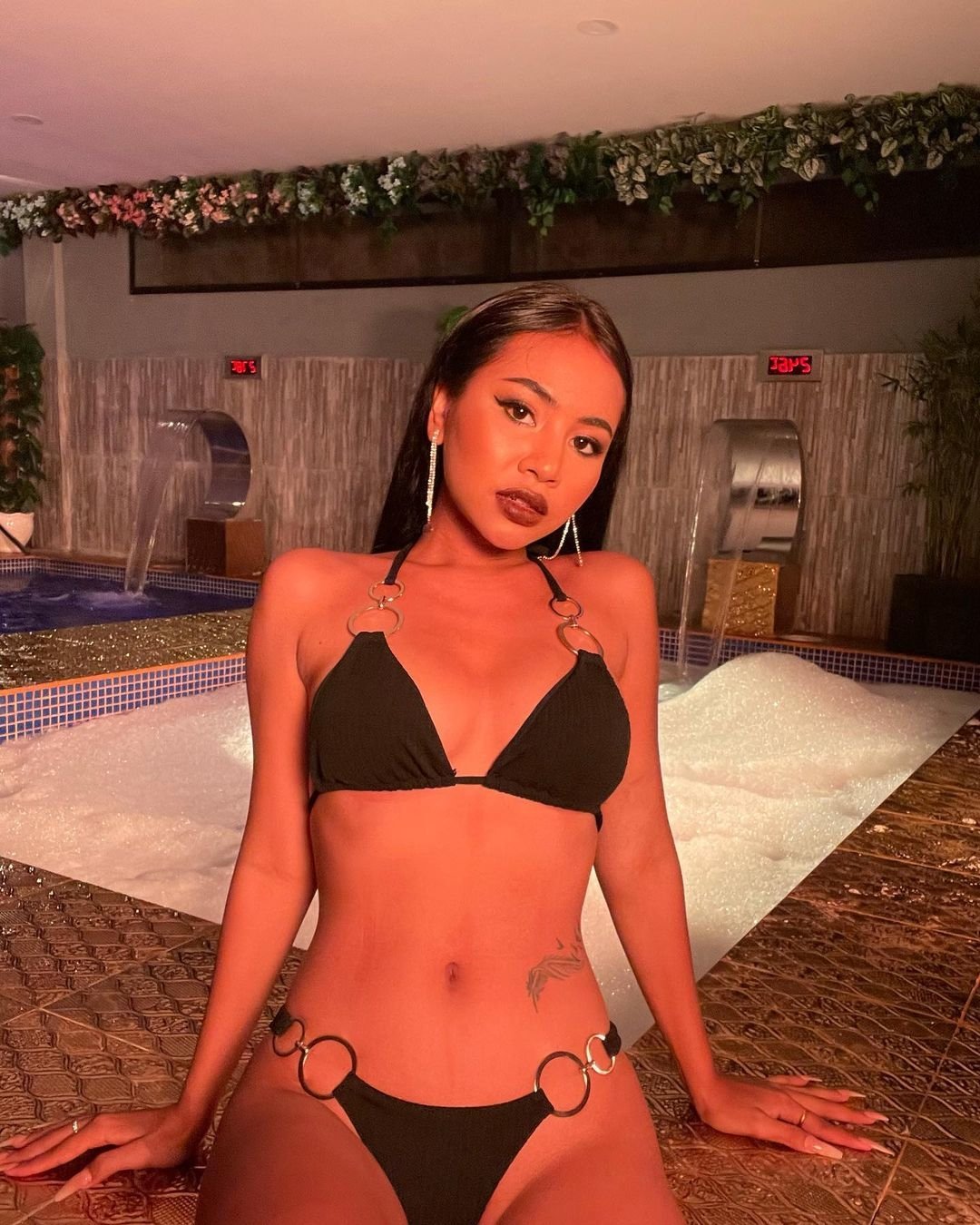 Elysia   From Thailand in Dubai Now