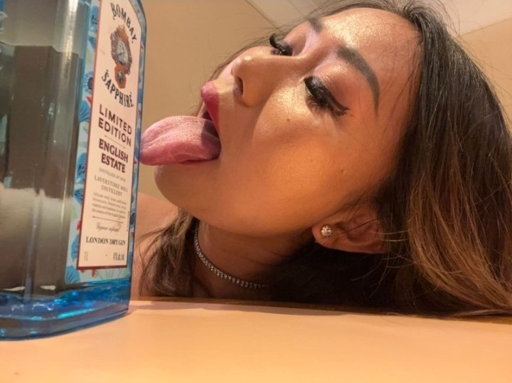 Lulu x Hot Asian x MARINA *