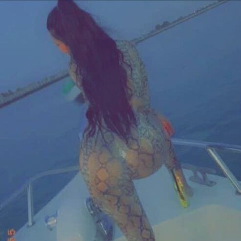 Noura 69