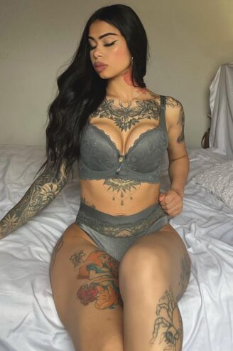 SEX model Melinda