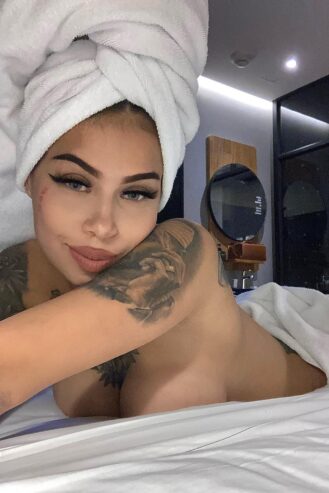 SEX model Melinda