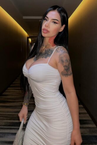 SEX model Melinda